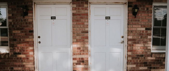 Motel Bear Lake (Bella Vista Lodge, Bella Vista Motor Lodge) - Web Listing (newer photo)